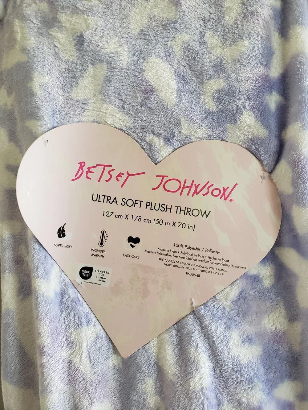 Betsey Johnson Purple & White Butterfly Pattern 50 X 70 Throw Blanket NWT